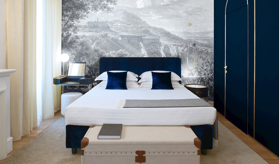 Gold Profiles and Blue Velvet are synonymous with Italian Luxury and Elegance. One of the best Design Hotels is Elizabeth Unique Hotel in Rome 